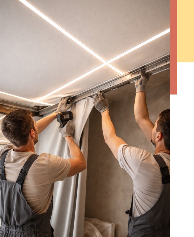 Монтаж натяжного потолка со световыми линиями в Сергиевом Посаде от 1228 руб. | ОТДЕЛОЧНИК-Сгп