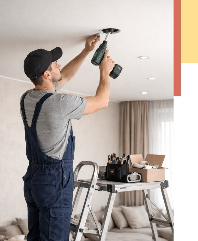 Установка и монтаж точечных светильников в натяжной потолок в Сергиевом Посаде от 1842 руб. | ОТДЕЛОЧНИК-Сгп